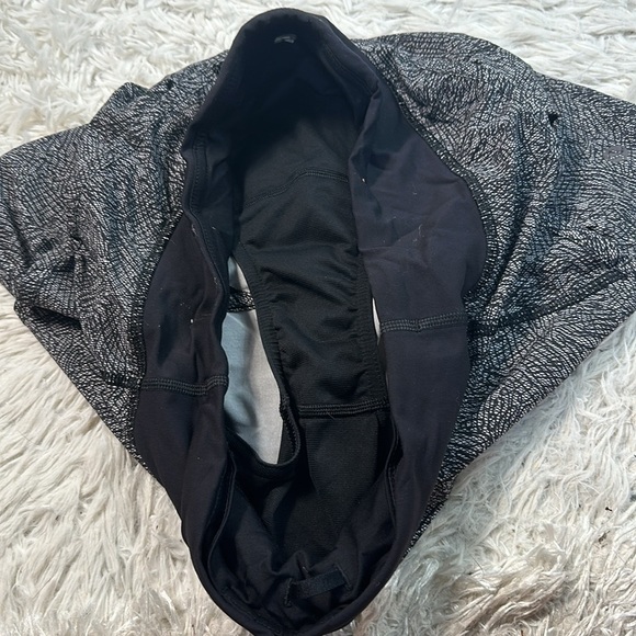 Lululemon Speed Short (2 1/2") Line Up White Black / Black - Picture 3 of 6